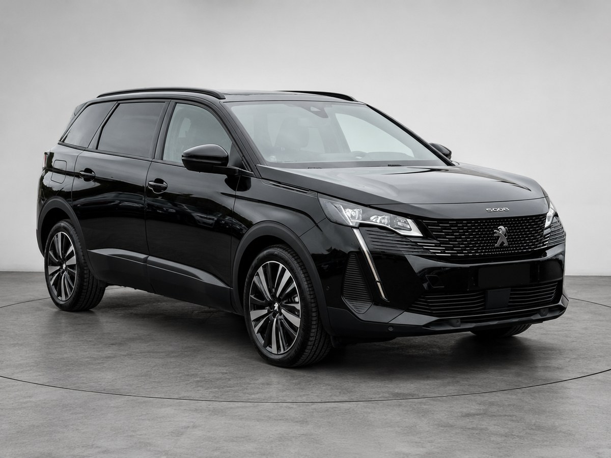 Peugeot 5008 GT von der Seite